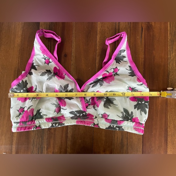 Soire Confidence Bralette - Picture 5 of 9